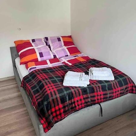 Ferienwohnung Outletcity Metzingen Metzingen  Eksteriør bilde